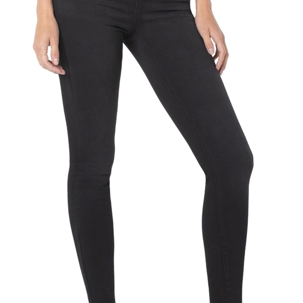 Women's Black Skinny Jeans